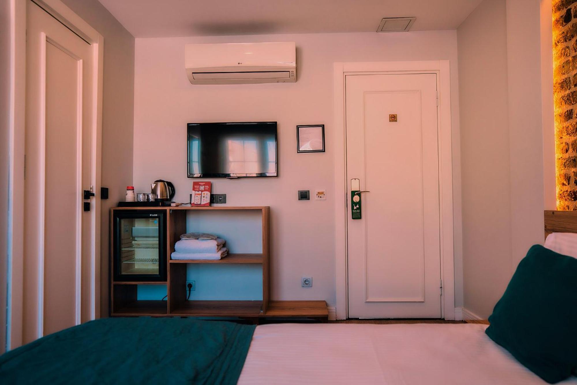 Taksim Santa Lucia Hotel イスタンブール エクステリア 写真