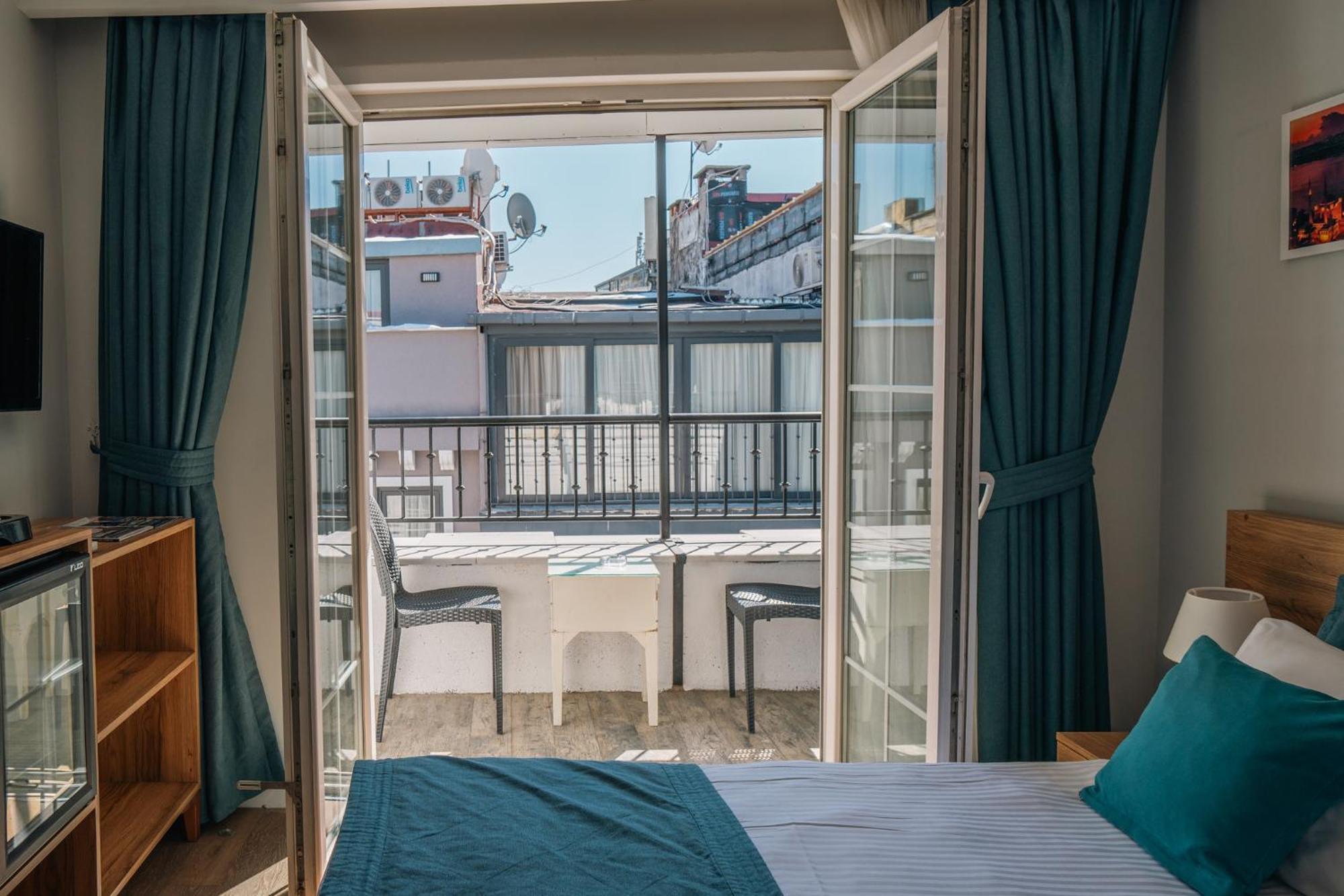 Taksim Santa Lucia Hotel イスタンブール エクステリア 写真